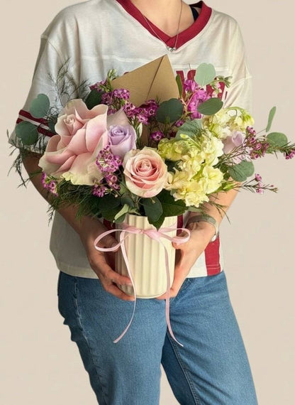 Vase “Morning in her garden”