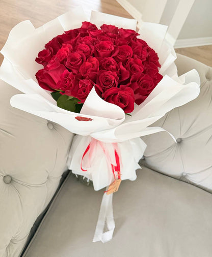 3 dozen red roses bouquet