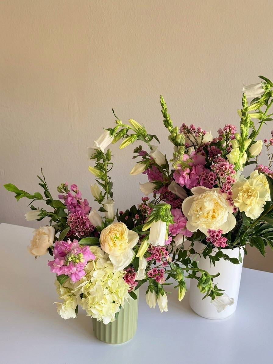 Accent Vase Arrangement